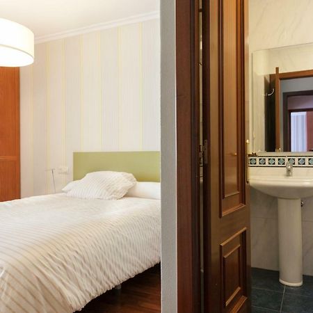 Zafiro Suites Santiago de Compostela Exterior photo